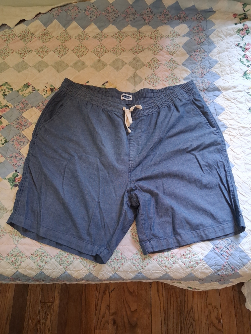 Old Navy Light Blue Women’s Casual Drawstring Shorts
